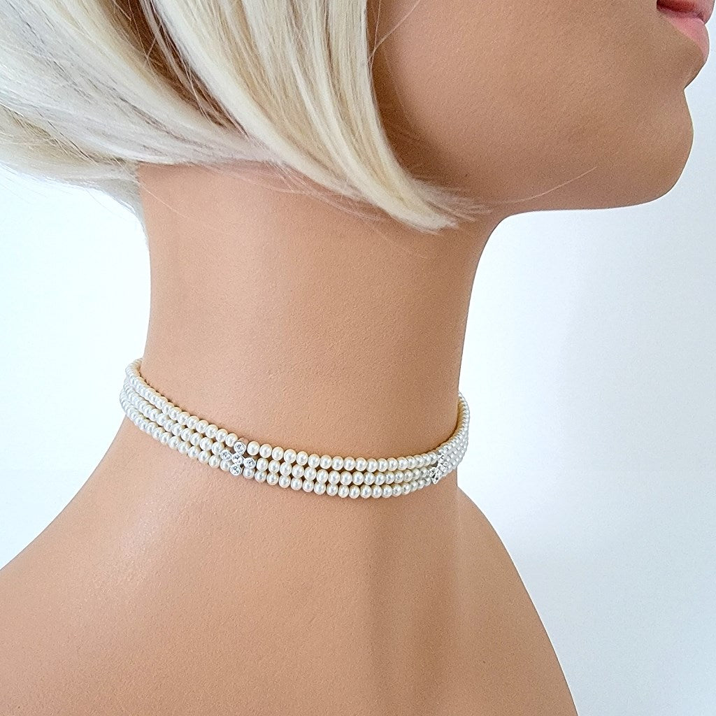 Skinny three strand choker on a mannequin.
