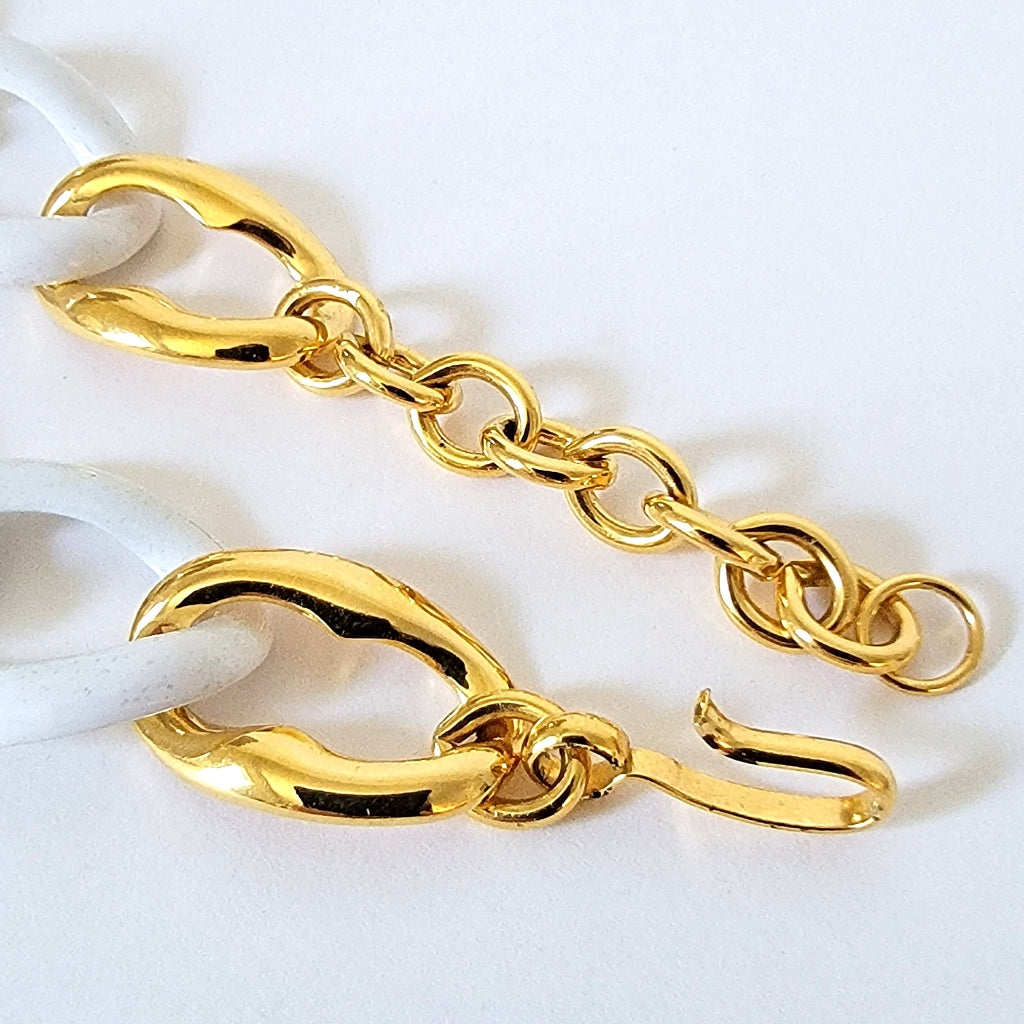 Hook and chain style necklace clasp.