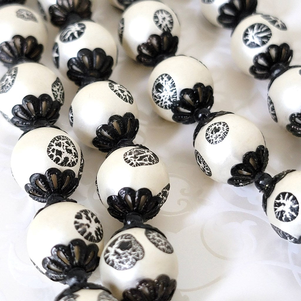 Black and white vintage beads.