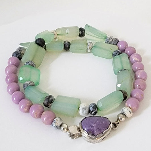 Green and purple stone nugget necklace, with matching silver box clasp.