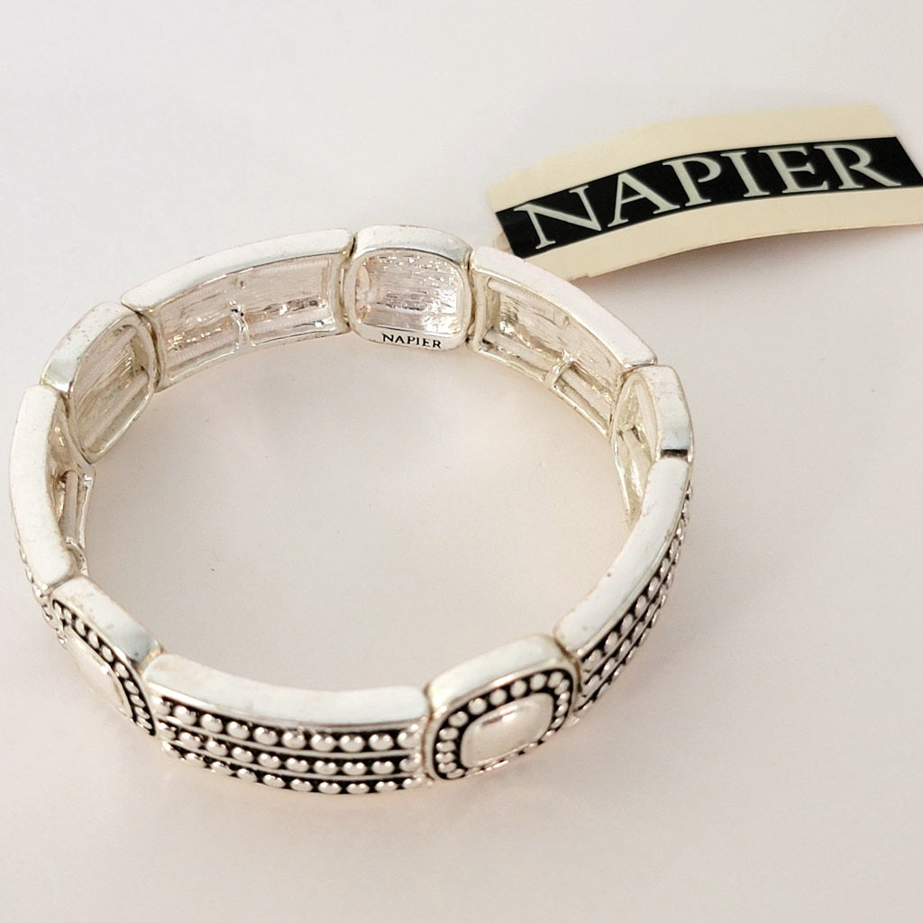 Napier bracelet with tag.