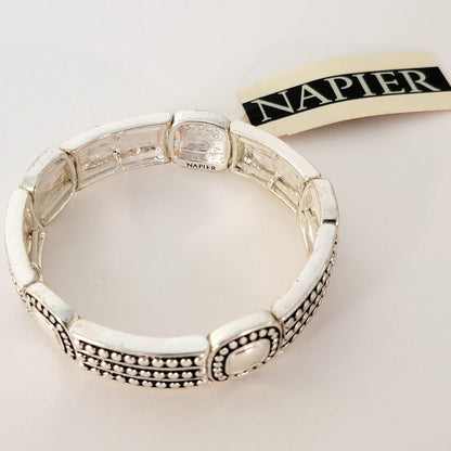 Napier bracelet with tag.