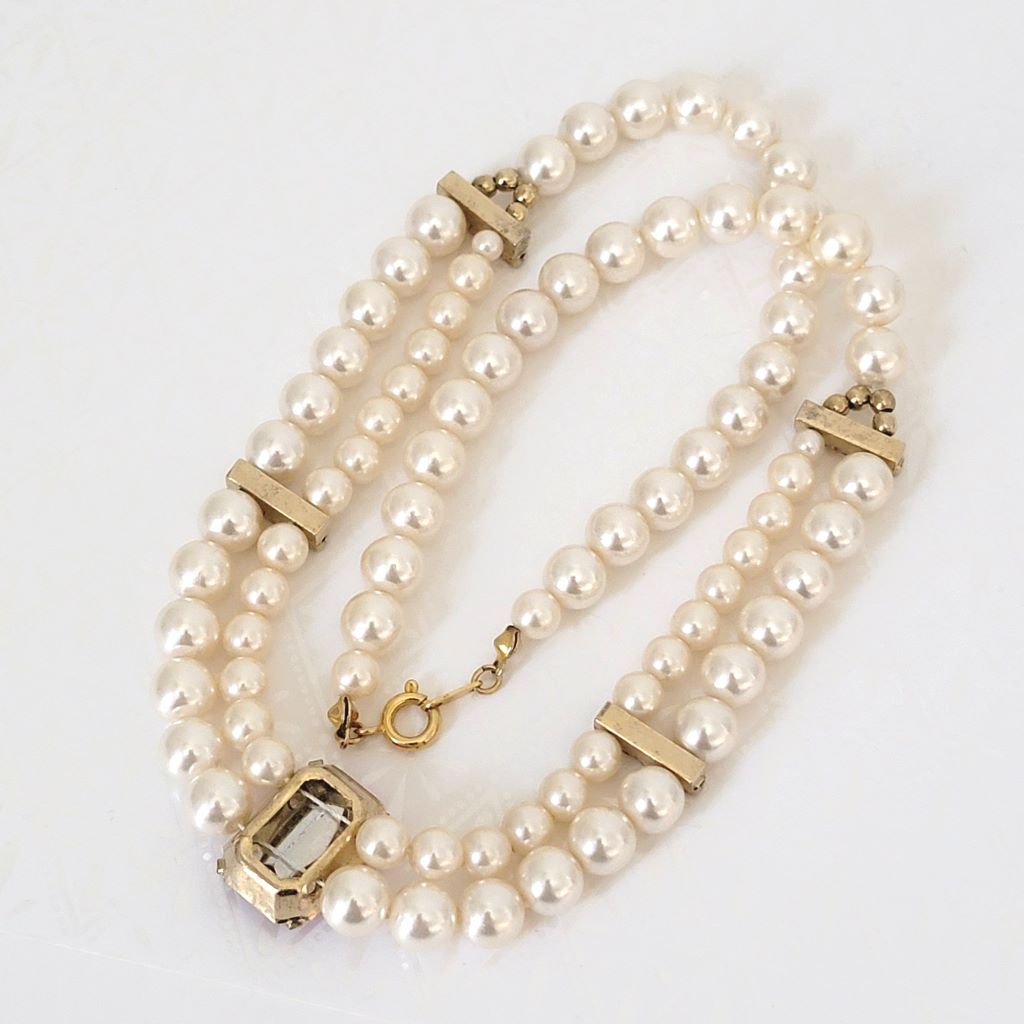 Chunky Faux Pearl & Gold Accent Necklace